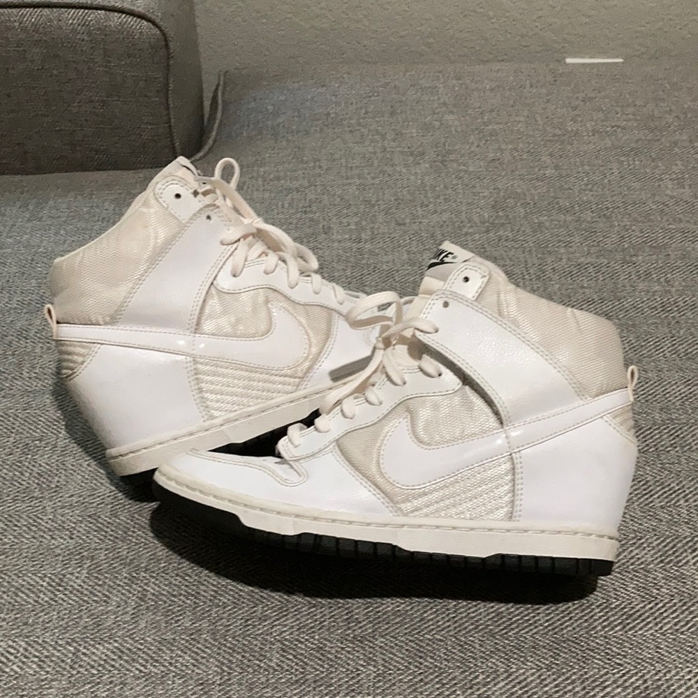 Nike dunk high Essential